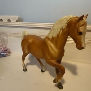Breyer vintage 1970s faith family Arabian stallion tradition palomino